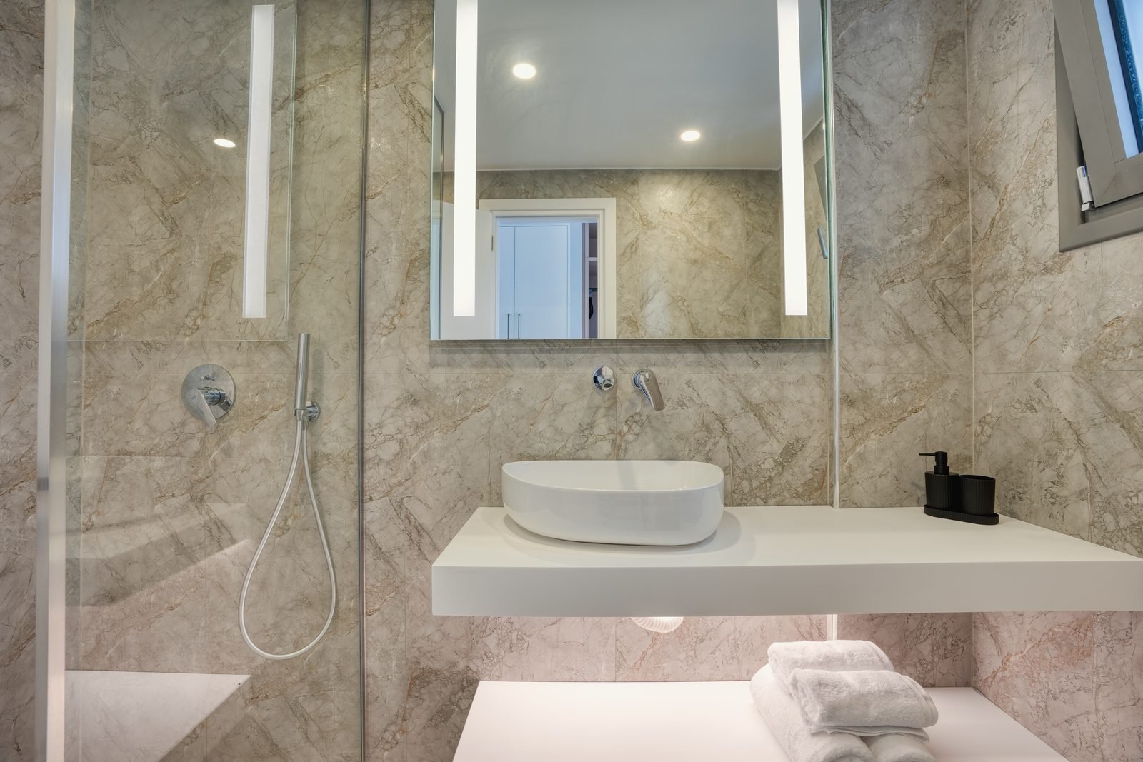 A bathroom at Áneme